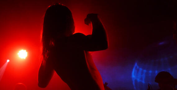 violet harlot at adl unibar 16/8/25